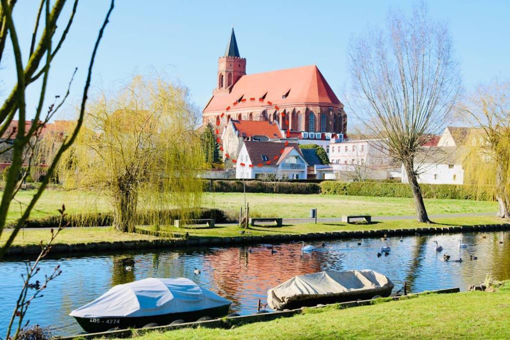Villa Rumpel Aus Alt Mach Neu Beeskow Exteriér fotografie